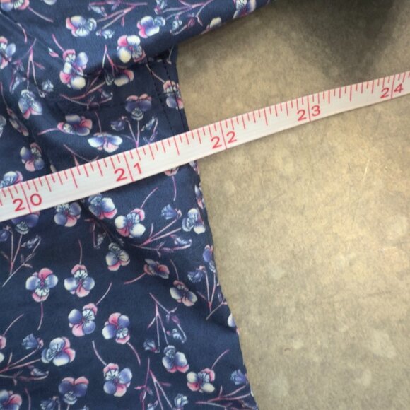 QUIETI Navy Floral Print Button-Up Shirt – Size Medium - Picture 12 of 12